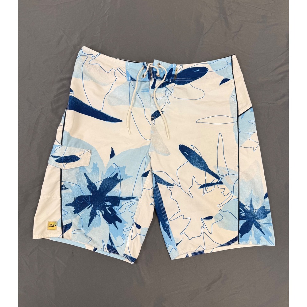 Siberian Sib.Scape Mens 36 Blue White Floral Ripstop Board Shorts (Sz 46 Brazil)